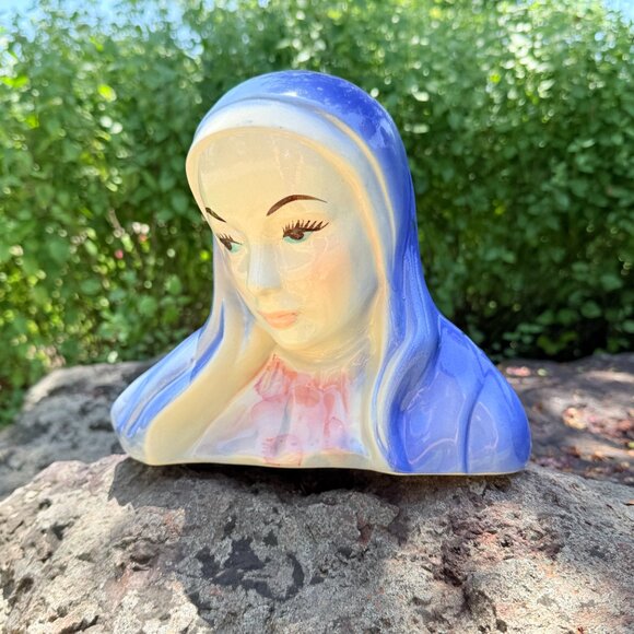 Vintage horton Ceramic Madona/Nun Head vase/planter - Picture 6 of 14